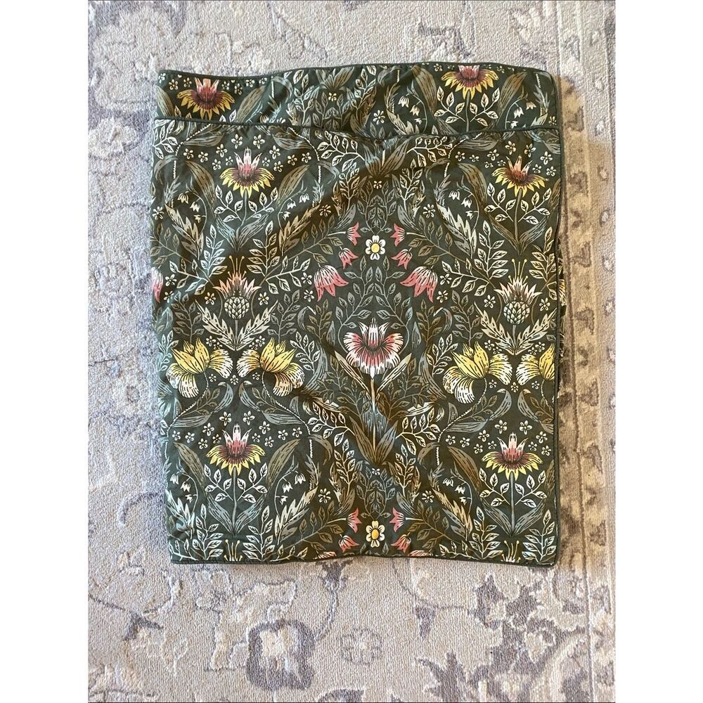 IKEA KÄRRDUNÖRT Olive Green Floral Pillowcases